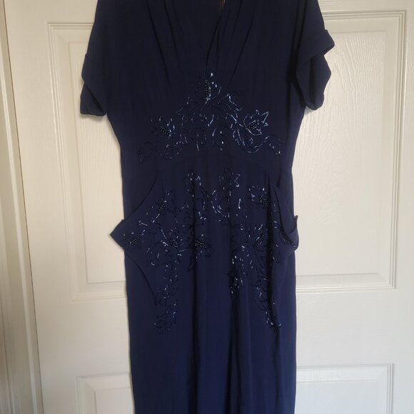 Vintage hand-beaded navy blue cocktail dress; approx. size 4-6 (s) - Picture 6 of 16